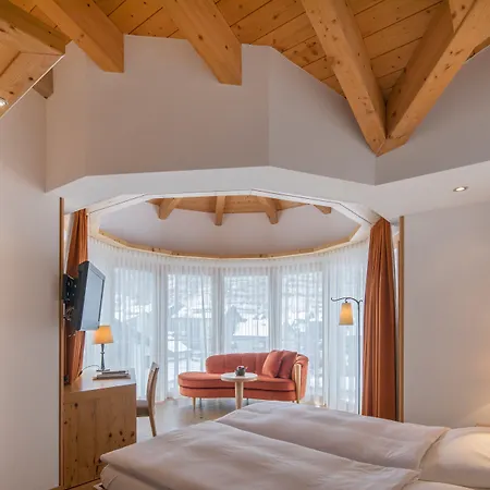 The Phoenix Fitness & Free Access At Alpen 3* Zermatt
