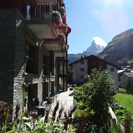 Hotel The Phoenix Fitness & Free Access At Alpen Zermatt
