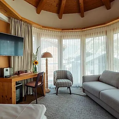The Phoenix Fitness & Free Access At Alpen Zermatt