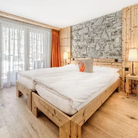 Szálloda The Phoenix Fitness & Free Access At Alpen 3*