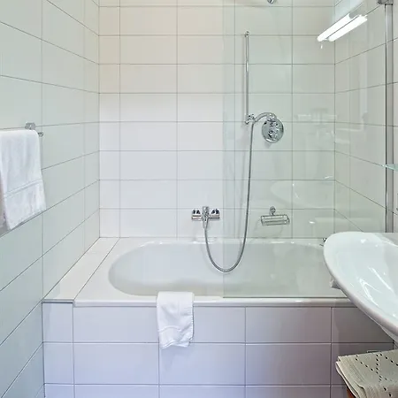 Hotel The Phoenix Fitness & Free Access At Alpen 3*